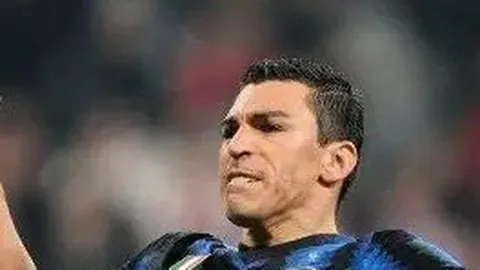 那不勒斯队医公布：马佐基右腿肌腱损伤，恢复训练同步进行