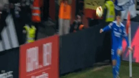 “近6战场均得分超26分，莱昂纳德命中率58%+！但赛后自省：第二节表现不佳致输球”